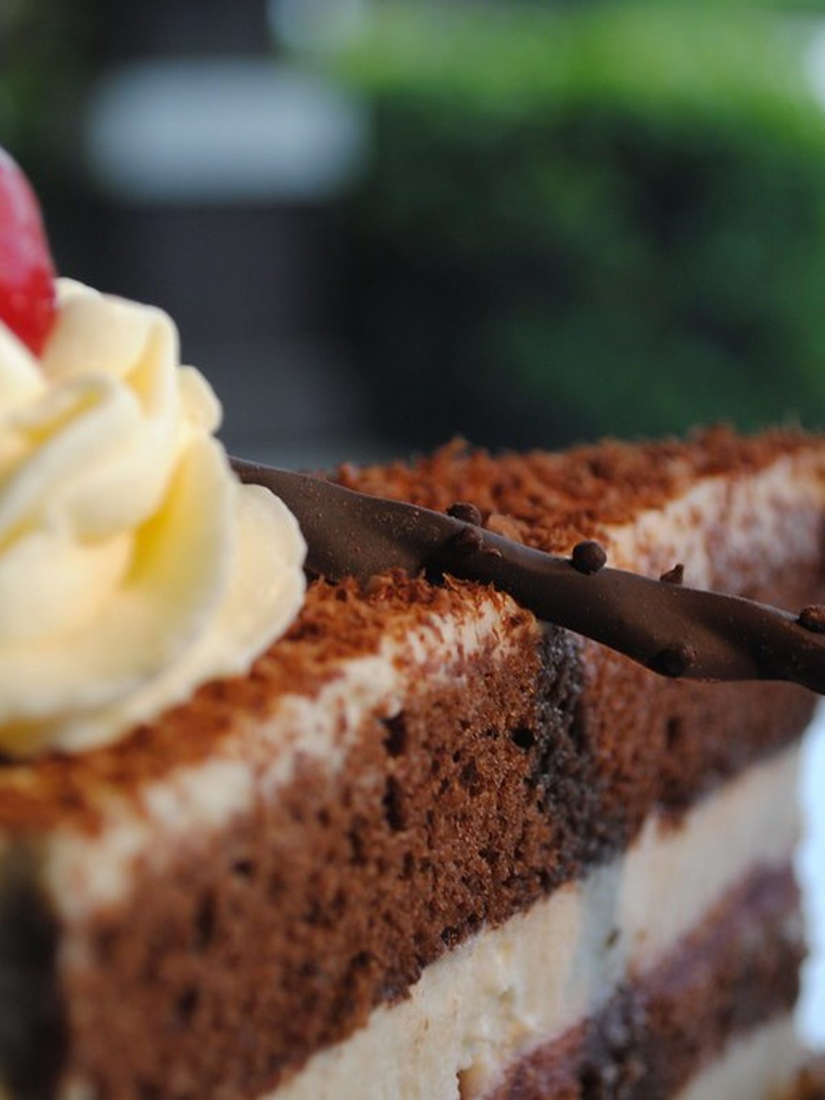 Torta Floresta Negra — doce artesanal da Confeitaria Doce Encanto